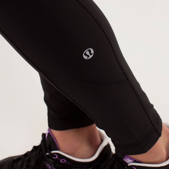 Lululemon Ice Queen 7/8 Running Tight (6) - Picture 16 of 16